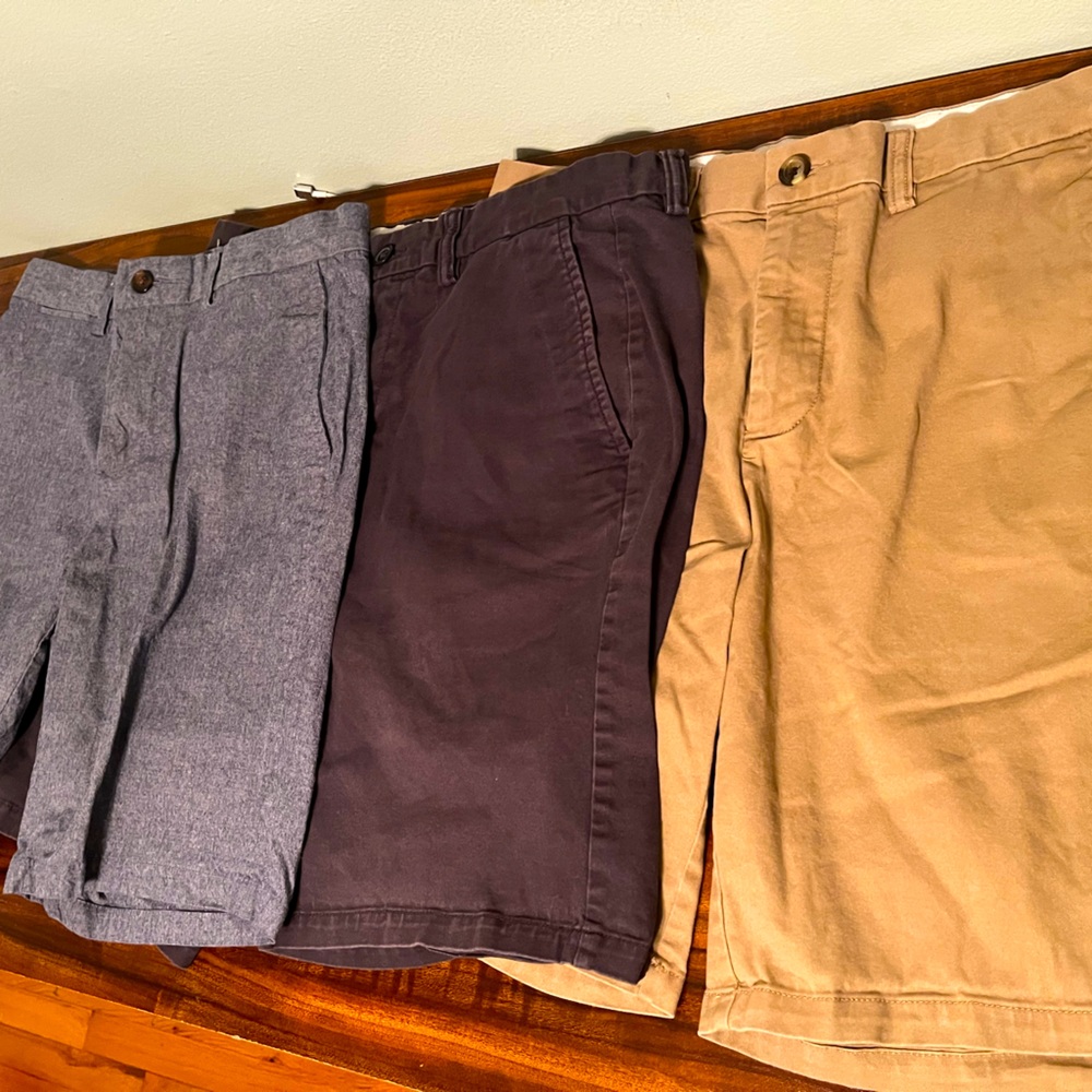Old Navy dress shorts set
